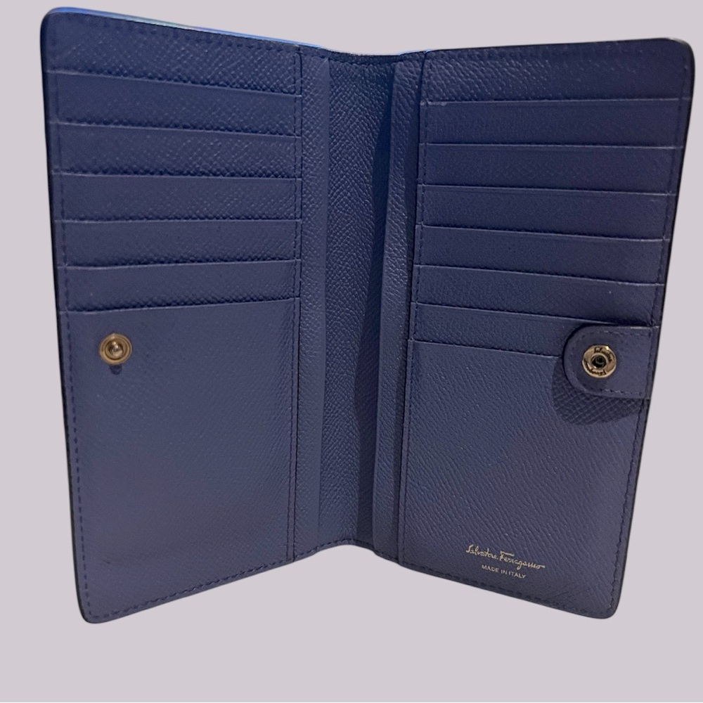 Salvatore Ferragamo Periwinkle Wallet with Gold Accent - Picture 3 of 8
